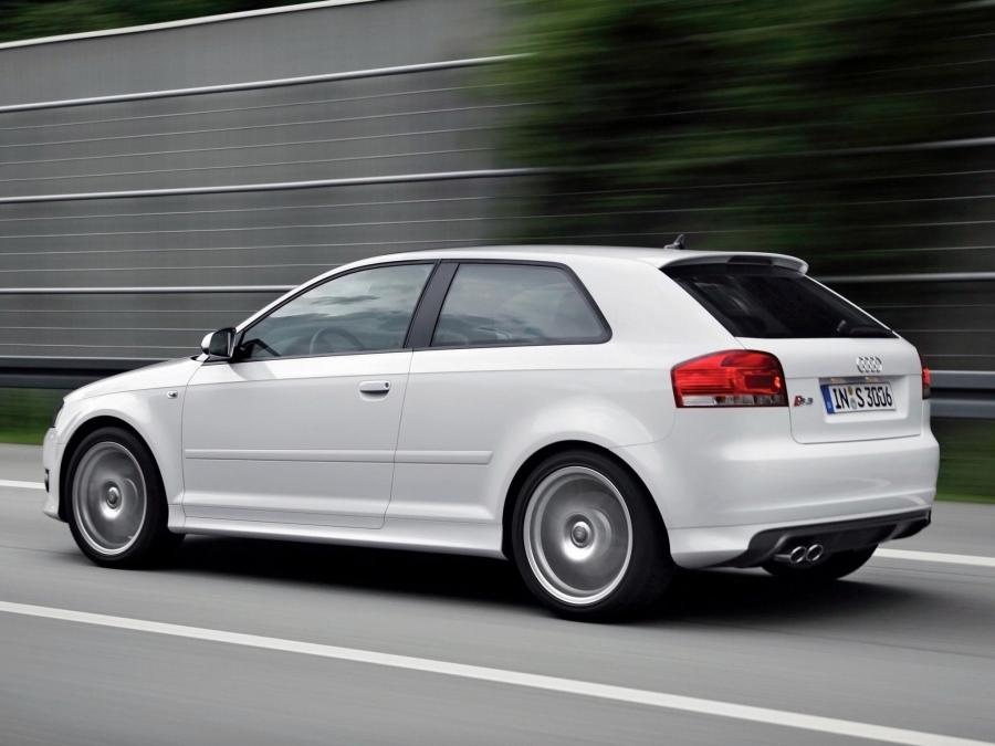  Audi S3 (8P) 2006 года  (WW) (фото 8 из 28)